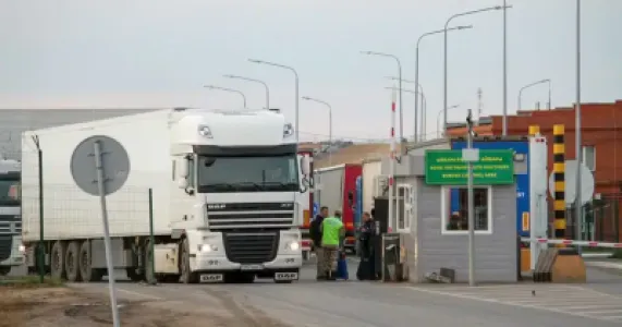 Қазақстанға келетін шетелдіктер үшін жаңа тәртіп енгізілуі мүмкін