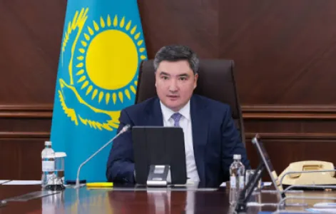 Премьер-министр жыл соңына дейін ХҚКО-ларды AI-кеңселерге айналдыруды тапсырды