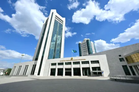 Депутаттар Құрылтай регламентін қабылдады