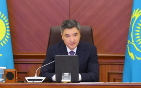 Олжас Бектенов цифрлық теңгені қолдану аясын кеңейтуді тапсырды