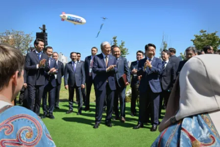 Тоқаев Кореядағы қазақ этноауылына барды