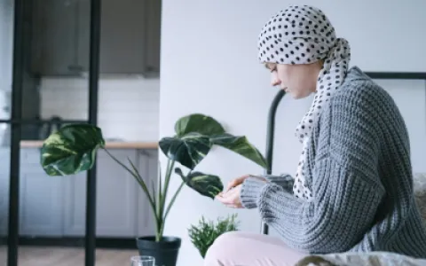Ғалымдар жастар арасында қатерлі ісіктің неге көбейіп бара жатқанын түсіндірді